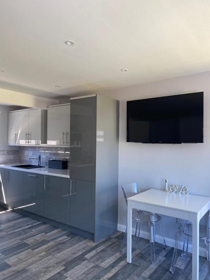 Shore Times Holiday Chalet Parkdean K75 Camber Экстерьер фото